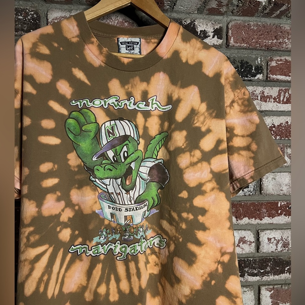 Men’s Vintage 1997 Norwich Navigators Baseball, Bleach spiral Tiedye Tshirt